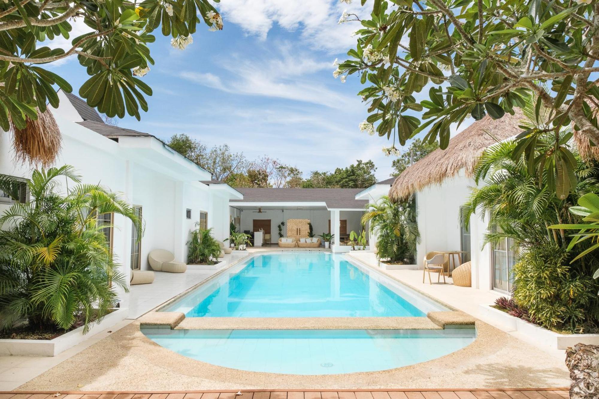 Seapearl Of Alona Hotel Panglao Island Exterior photo