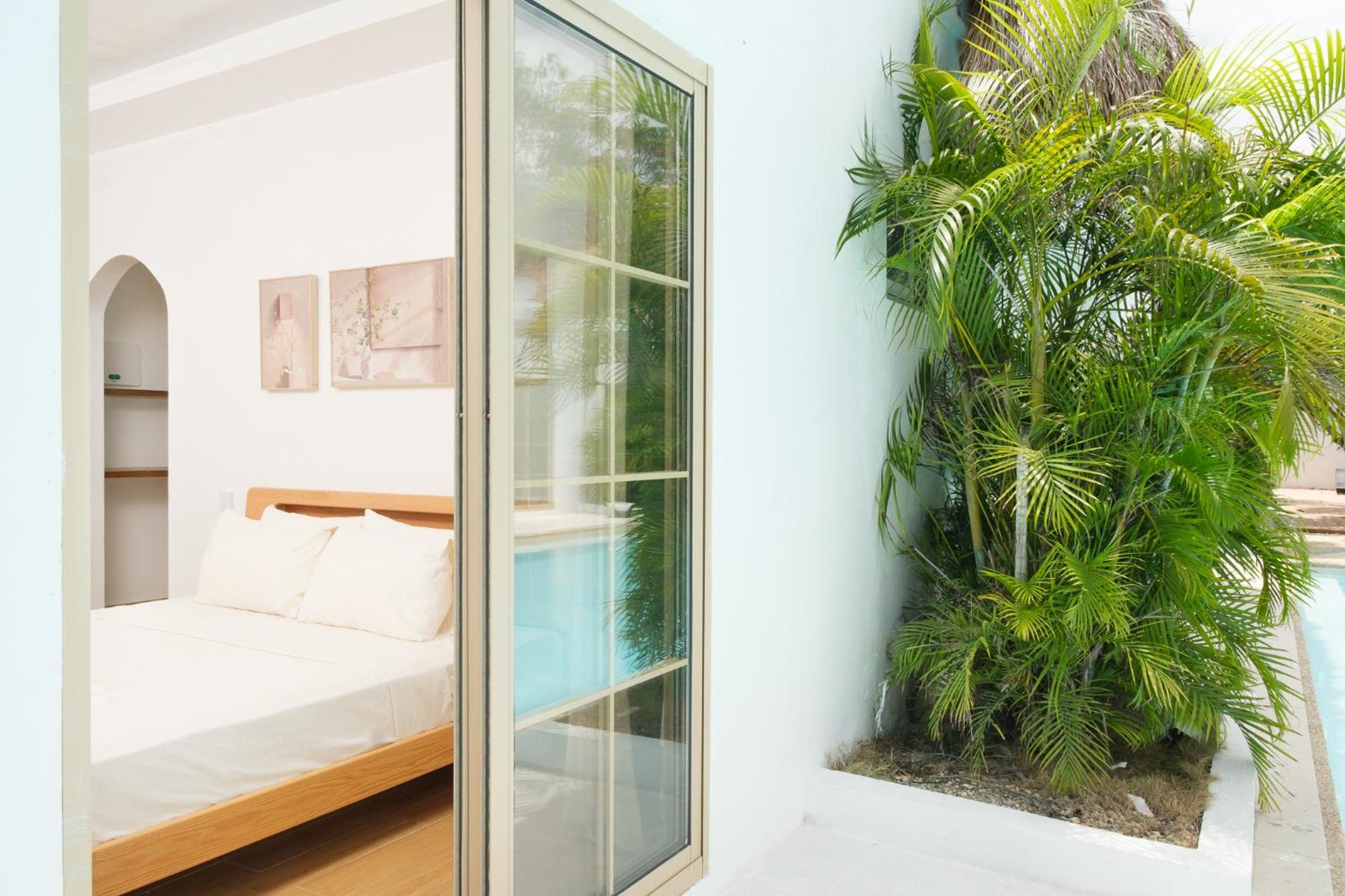 Seapearl Of Alona Hotel Panglao Island Exterior photo